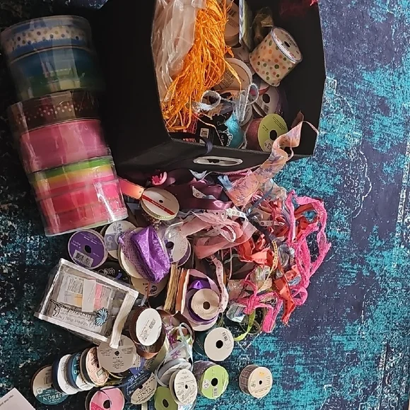 Colorful Ribbon Collection..Lot - Picture 1 of 9